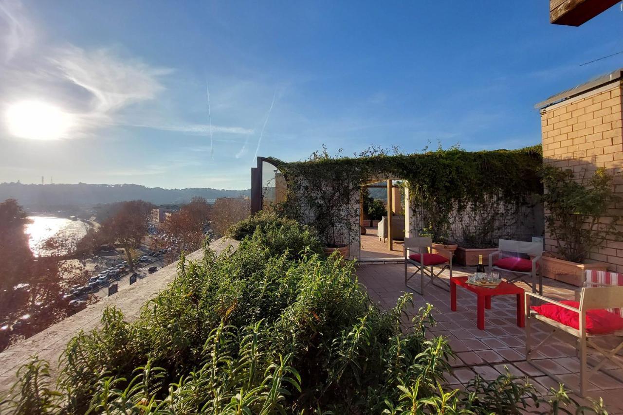 Beautiful Loft In Ponte Milvio With Terrace Rom