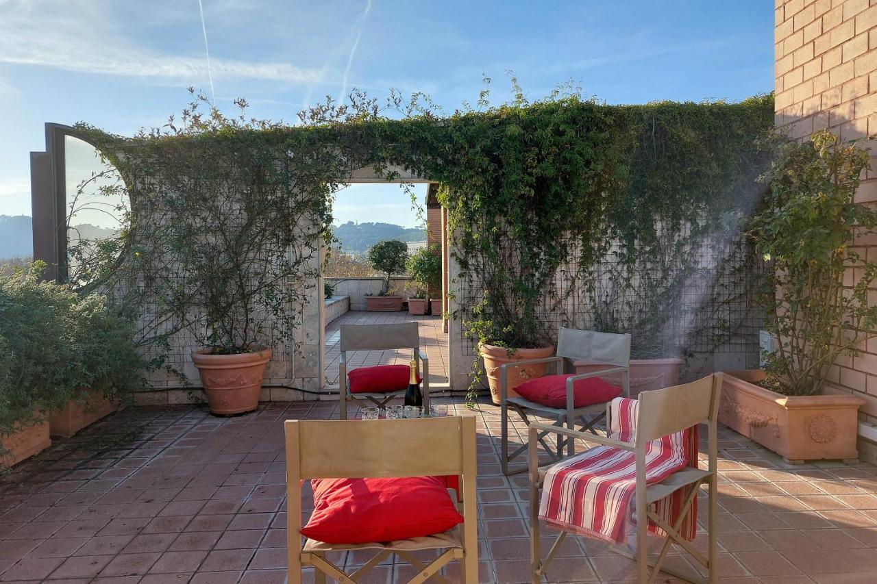 Beautiful Loft In Ponte Milvio With Terrace Rom