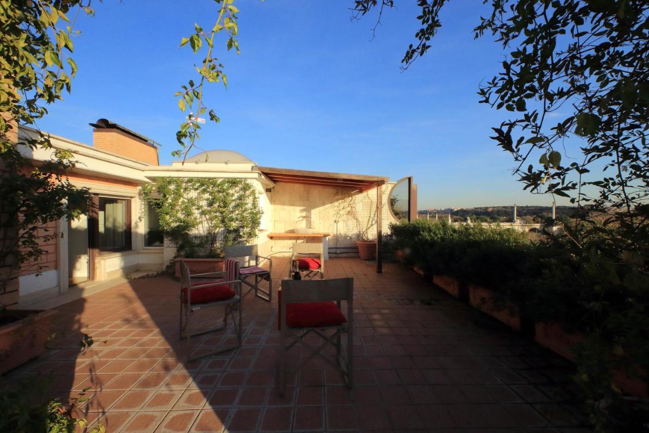 Lejlighed Beautiful Loft In Ponte Milvio With Terrace *